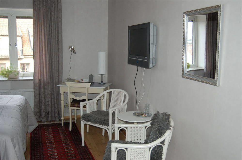 Hotell Lindgarden Visby Bagian luar foto